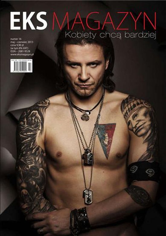 Radosław Majdan chwali się klatą na okładce ()FOTO)