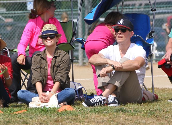 Witherspoon i Phillippe kibicują swojemu synowi (FOTO)