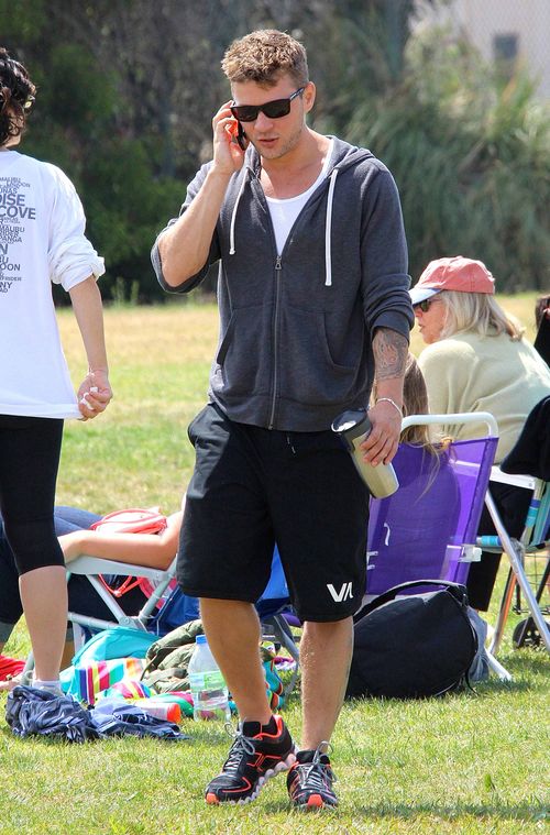 Witherspoon i Phillippe kibicują swojemu synowi (FOTO)