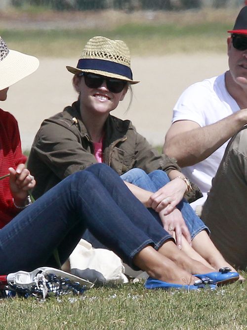 Witherspoon i Phillippe kibicują swojemu synowi (FOTO)