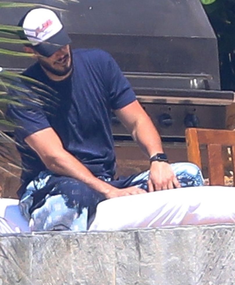 Chris Brown chce wrócić do Rihanny? Jej fani są WŚCIEKLI