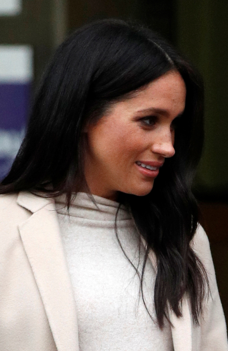 Meghan Markle w sukience z sieciówki. Kosztuje GROSZE Meghan Markle w sukience z sieciówki. Kosztuje GROSZE