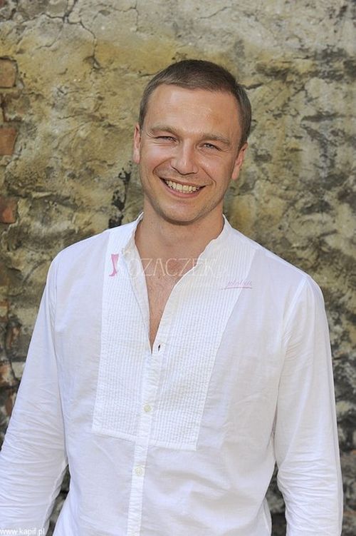 Jakie kobiety lubi Krystian Wieczorek?