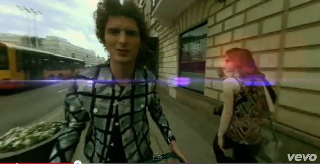 Premiera klipu Dawida Podsiadło - Trójkąty i kwadraty VIDEO Premiera klipu Dawida Podsiadło - Trójkąty i kwadraty VIDEO