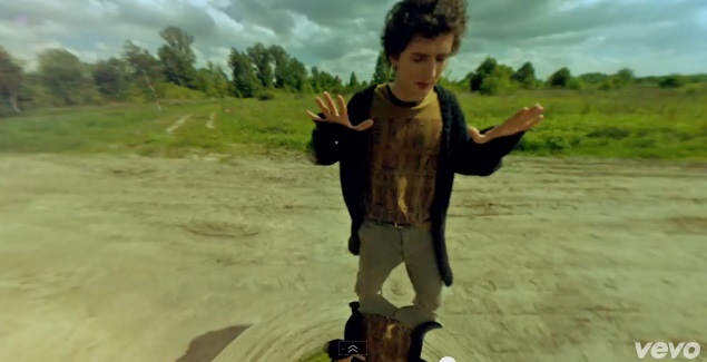 Premiera klipu Dawida Podsiadło - Trójkąty i kwadraty VIDEO Premiera klipu Dawida Podsiadło - Trójkąty i kwadraty VIDEO