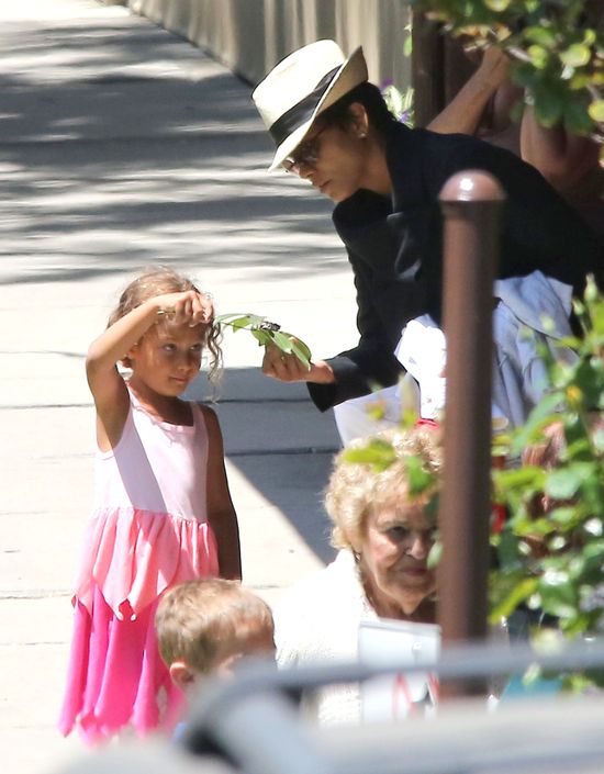 5-letnia Nahla będzie piękna jak jej mama?