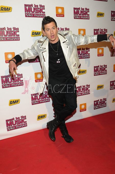 Biały i Chłopcy Kontra Basia w finale Must be the Music!