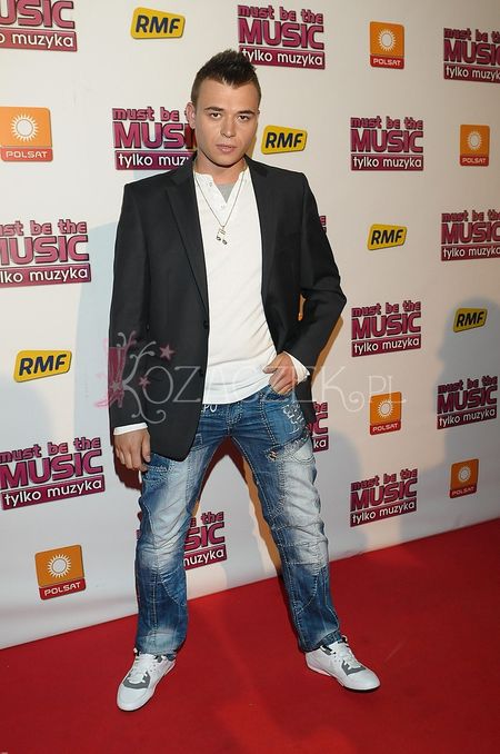 Biały i Chłopcy Kontra Basia w finale Must be the Music!