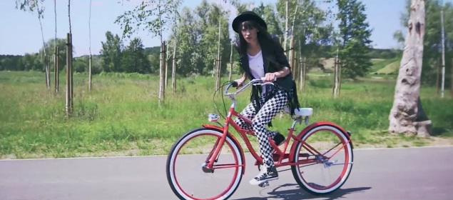 Mamy klip Sylwii Grzeszczak do piosenki Pożyczony (VIDEO)