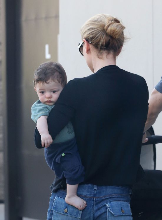 Paquin i Moyer w końcu pokazali bliźniaki (FOTO)