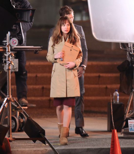 Stylizacje Anastasii Steele są tanie i niedojrzałe?