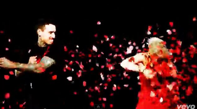 Pink w teledysku z córką i mężem - True Love (VIDEO)