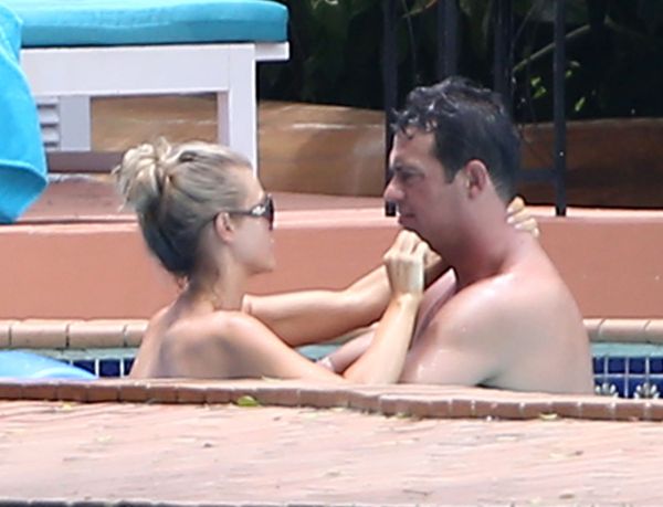 Joanna Krupa z mężem w ślubnej sesji dla Vivy! (FOTO) Joanna Krupa z mężem w ślubnej sesji dla Vivy! (FOTO)