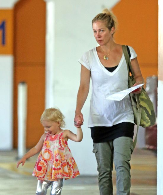 Córeczka Christiny Applegate ma już ponad 2 latka (FOTO)