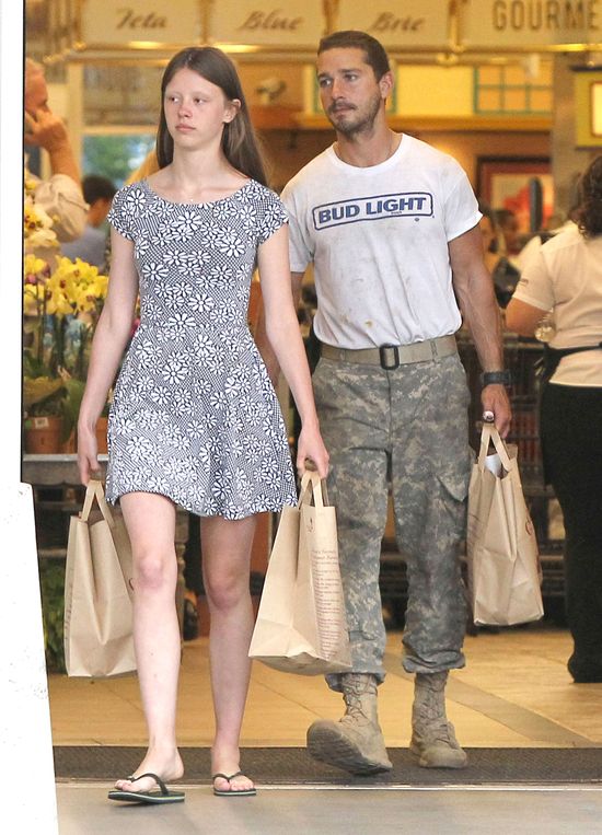 Dziewczyna Shii LaBeoufa nie lubi się malować (FOTO)