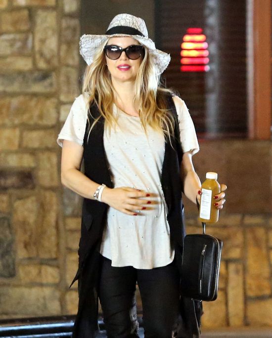 Fargie lada dzień zostanie mamą (FOTO) Fargie lada dzień zostanie mamą (FOTO)