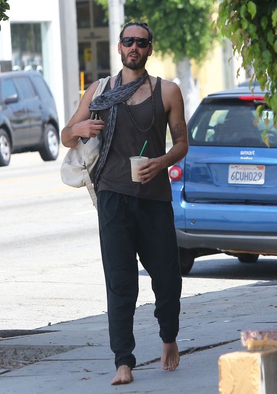 Dla niego buty mogłyby nie istnieć (FOTO)