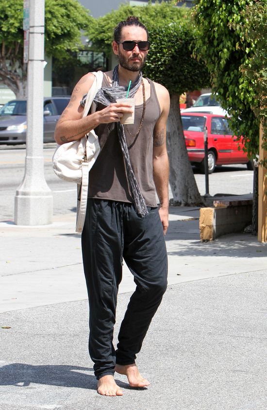 Dla niego buty mogłyby nie istnieć (FOTO)