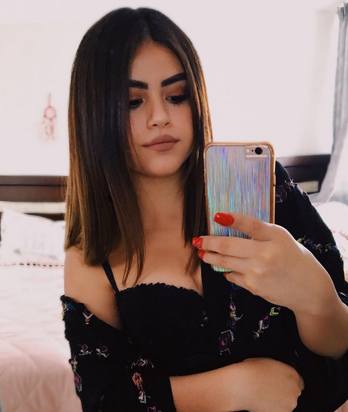 Czy Selena Gomez ma siostrę bliźniaczkę? Czy Selena Gomez ma siostrę bliźniaczkę?