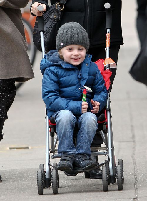 Gdzie Naomi Watts zabrała swojego synka? (FOTO)