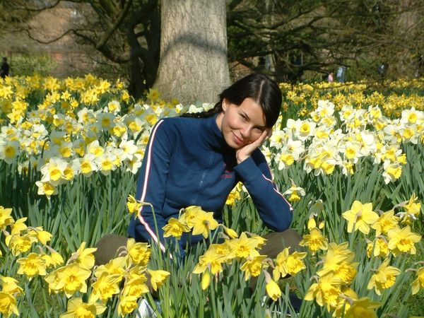 Poznajecie kim jest ta słodka dziewczynka? (FOTO)