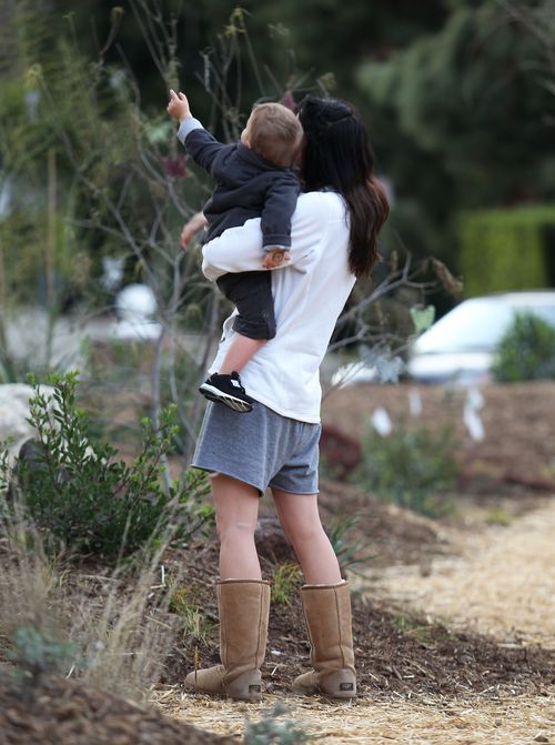 Słodkie fotki Selmy Blair i jej synka (FOTO) Słodkie fotki Selmy Blair i jej synka (FOTO)