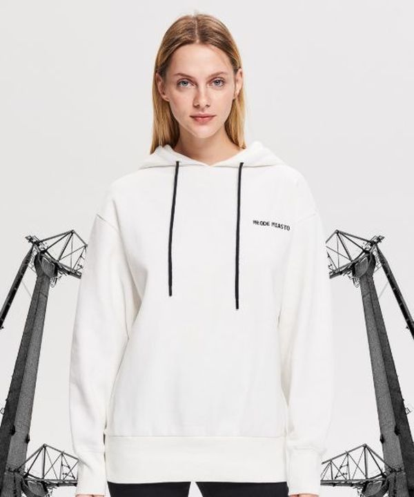 Malwina Wędzikowska w modnym płaszczu - wiemy, gdzie można kupić taki sam 