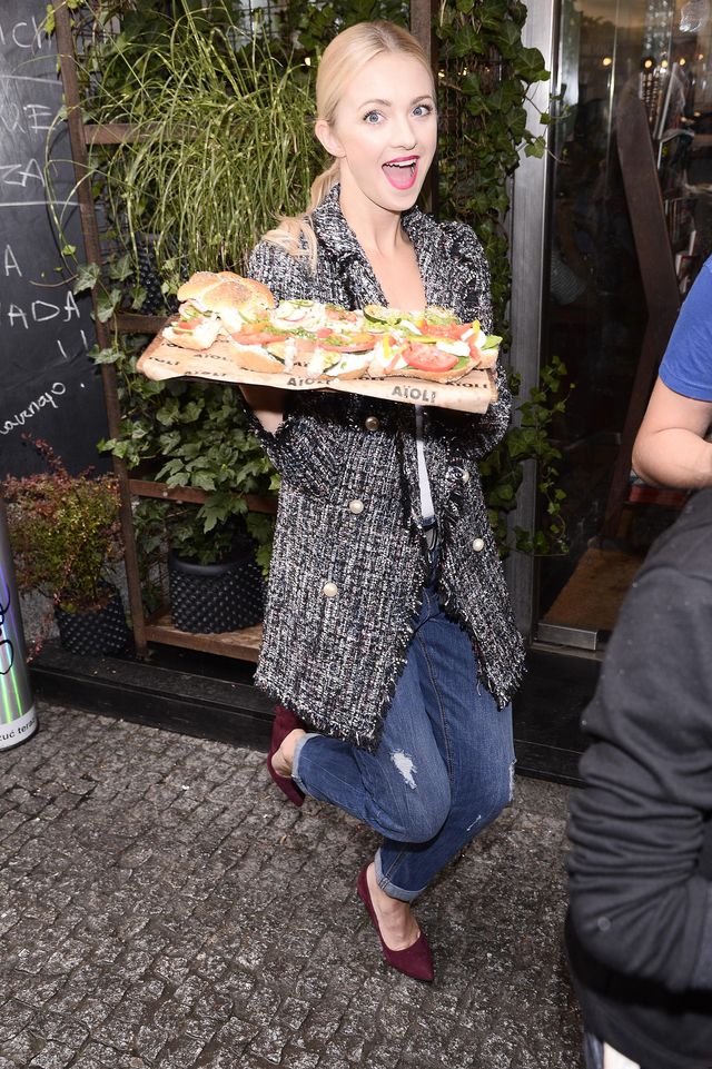 Mama Basi Kurdej-Szatan opowiedziała, jak jej córka STRACIŁA CNOTĘ