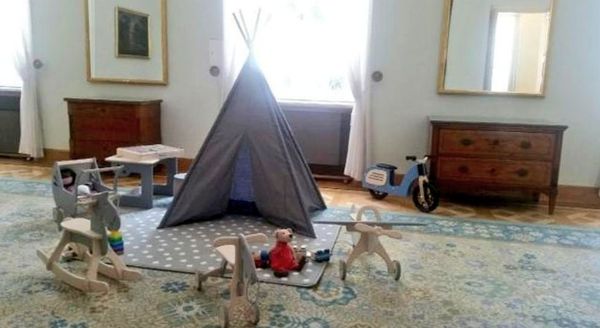 Zabawki i plac zabaw już czekają na księcia Jerzego i księżniczkę Charlotte Zabawki i plac zabaw już czekają na księcia Jerzego i księżniczkę Charlotte