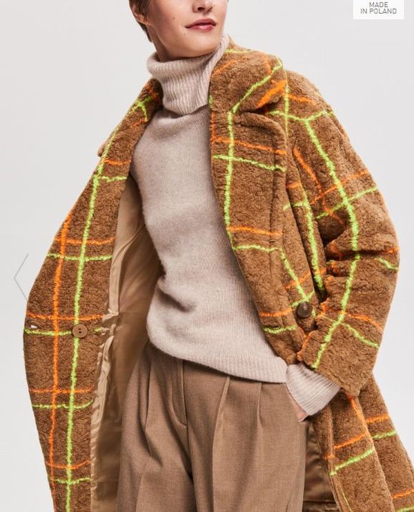 Malwina Wędzikowska w modnym płaszczu - wiemy, gdzie można kupić taki sam 