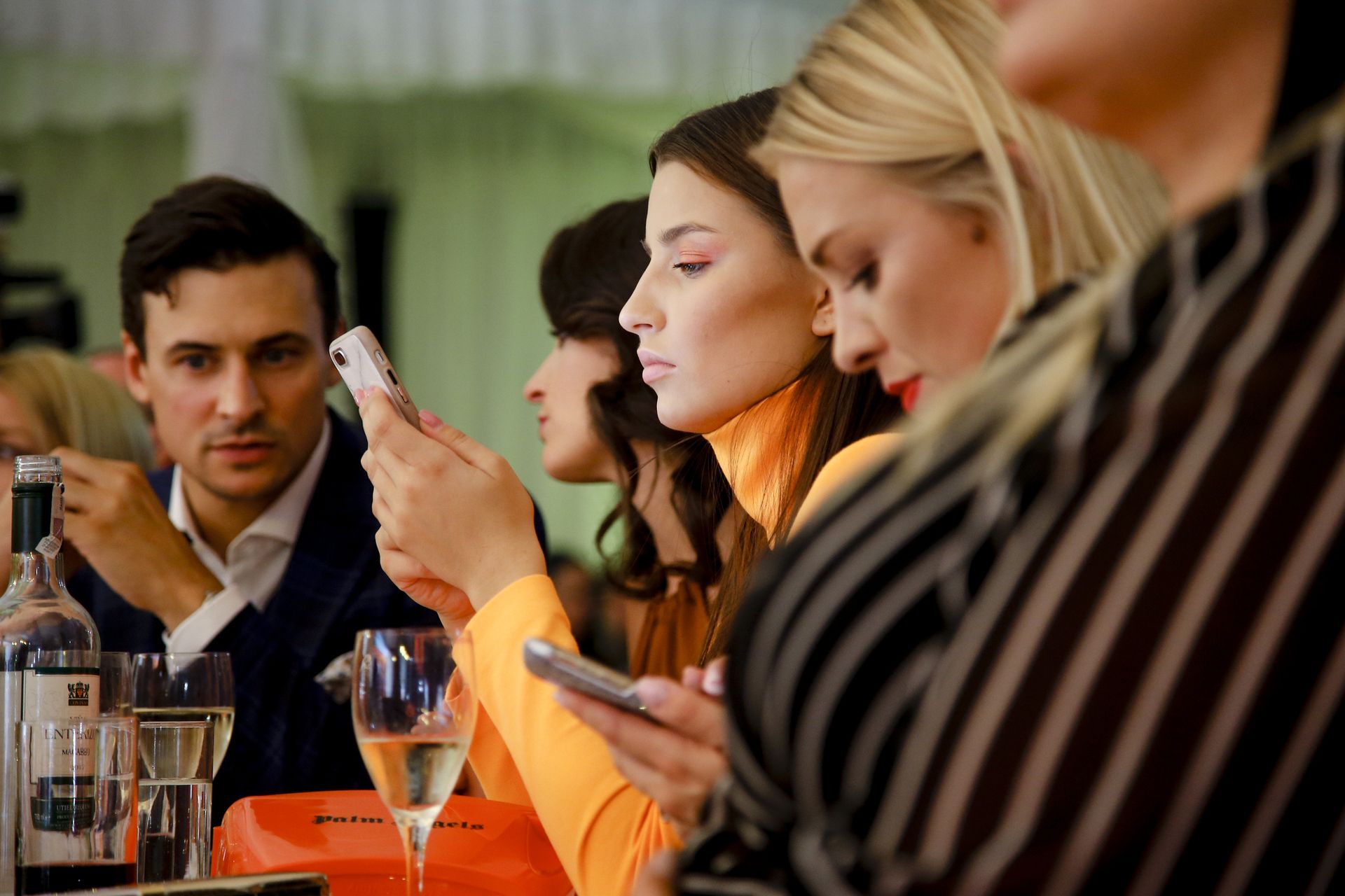 CO? Czy to KONIEC związku Julii Wieniawy i Antka Królikowskiego?