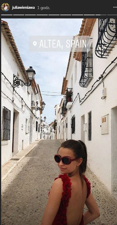 Julia Wieniawa w seksownym kostiumie bikini, który chcą mieć wszystkie jej fanki