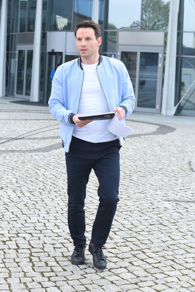 Marcelina Zawadzka w skowronkach i w ramionach mężczyzny (ZDJĘCIA) Marcelina Zawadzka w skowronkach i w ramionach mężczyzny (ZDJĘCIA)