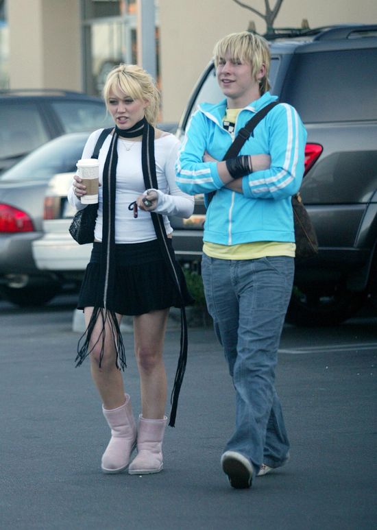 To przez niego Hilary Duff rozstaje się z mężem?