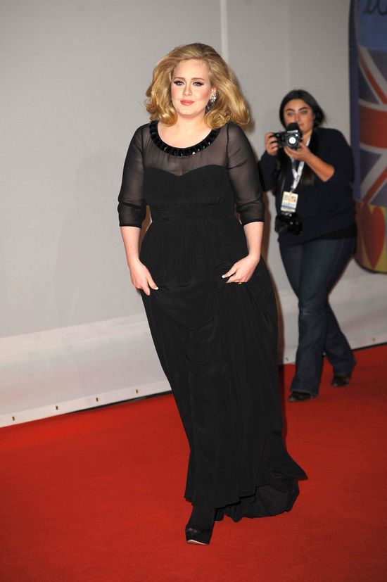 Louis Walsh: Adele nie powinna robić sobie urlopu po porodzi