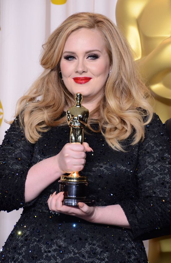 Adele chciała ukryć przed światem, że jest już po ślubie!