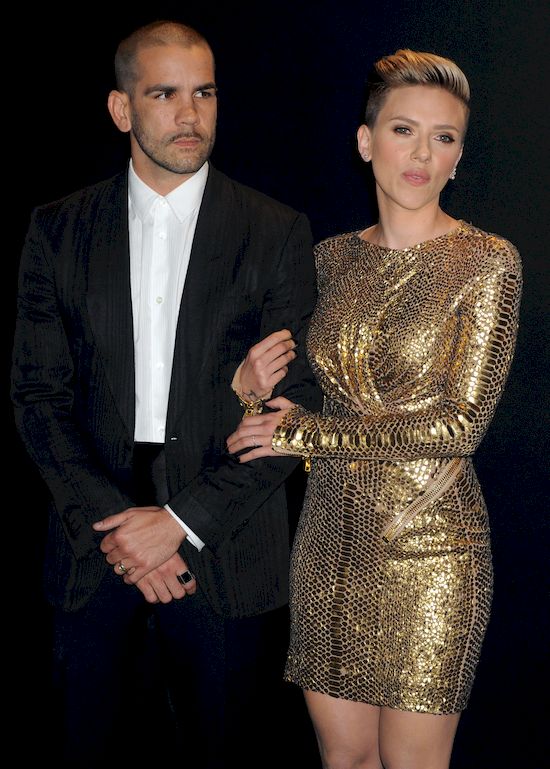 Scarlett Johanson to WYRODNA matka?! 