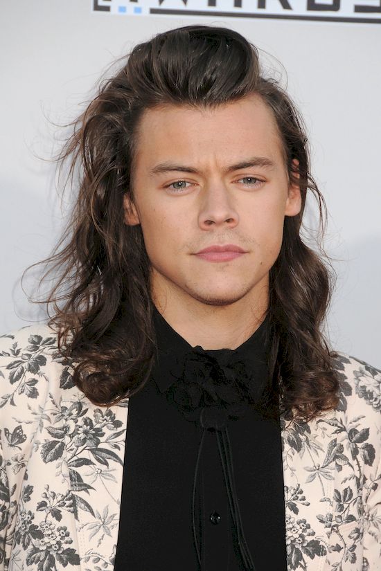 Harry Styles zaskoczył ranną fankę z zamachu w Manchesterze
