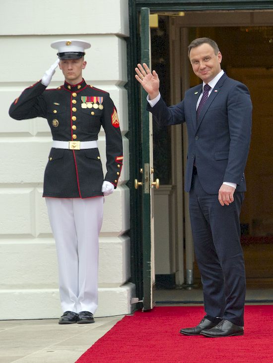 Nie zgadniesz, do kogo Andrzej Duda był podobny w młodości! (FOTO)