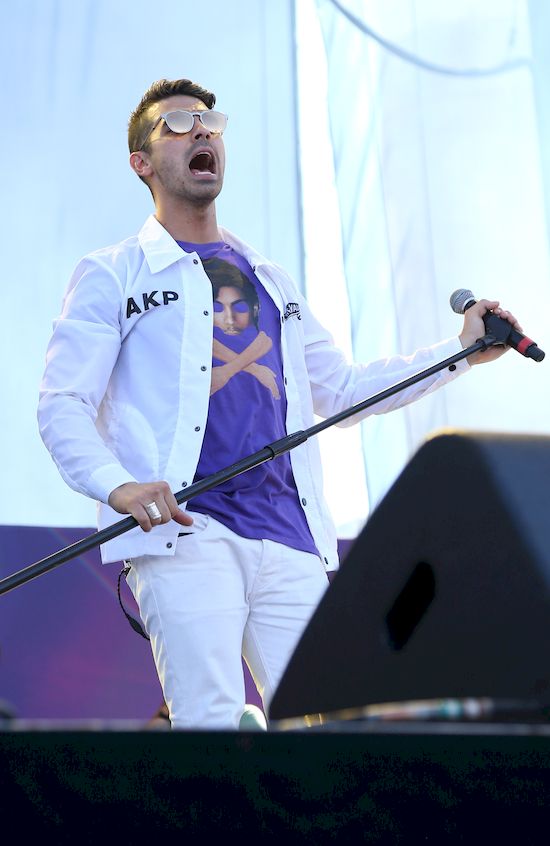 Fetysze Joe Jonasa mogą wydawać się co najmniej dziwne