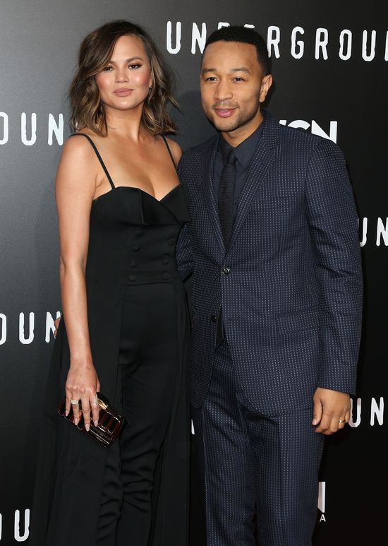 John Legend udostępnił NAJSŁODSZE zdjęcie swojej córeczki!