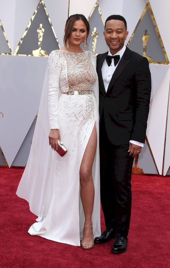 Wzruszające słowa Johna Legenda o depresji Chrissy Teigen Wzruszające słowa Johna Legenda o depresji Chrissy Teigen