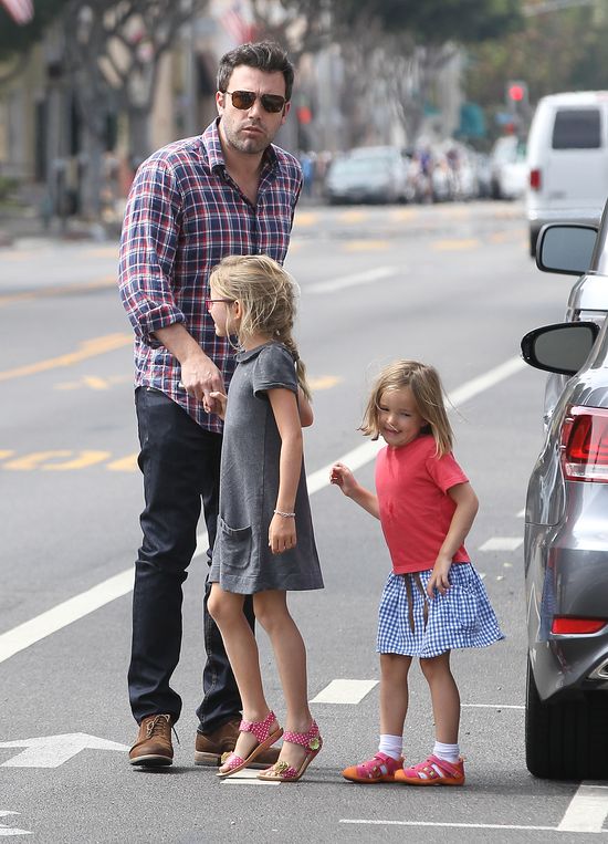 Ben Affleck ze swoimi dziewczynami (FOTO)