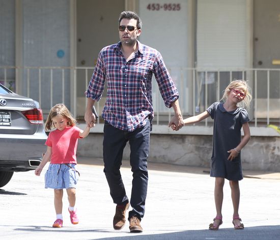 Ben Affleck ze swoimi dziewczynami (FOTO)