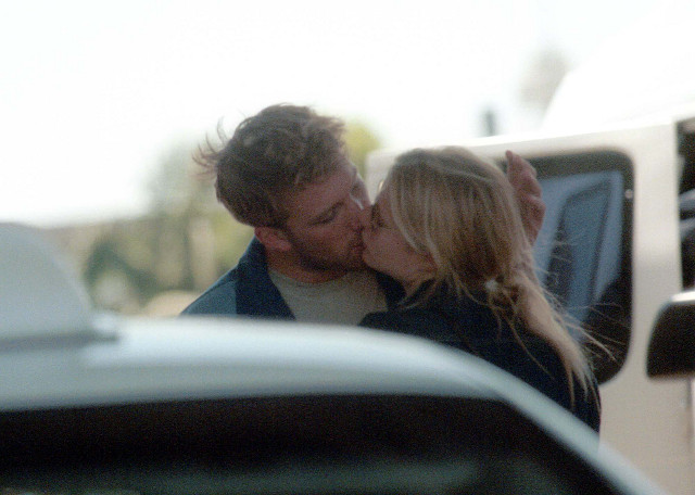 Ben Affleck przyjaźni się z byłymi partnerkami Ben Affleck przyjaźni się z byłymi partnerkami