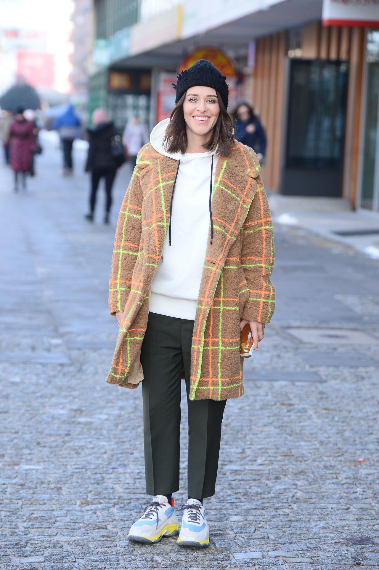 Malwina Wędzikowska w modnym płaszczu - wiemy, gdzie można kupić taki sam