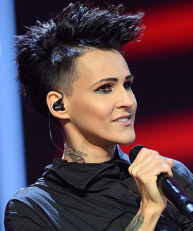 Agnieszka Chylińska w Sopocie. Ona śpiewa, a w sieci o tym, jak WYGLĄDA