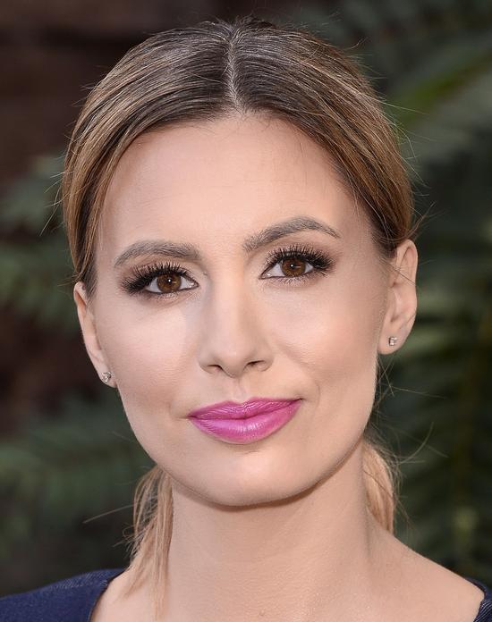 Ta gwiazda wie, jak przyciągnąć uwagę (FOTO)