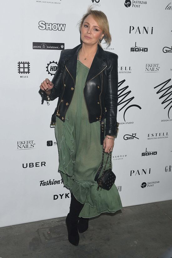 Drugi raz założyła na ściankę tę kreację? Prowokuje plotki?