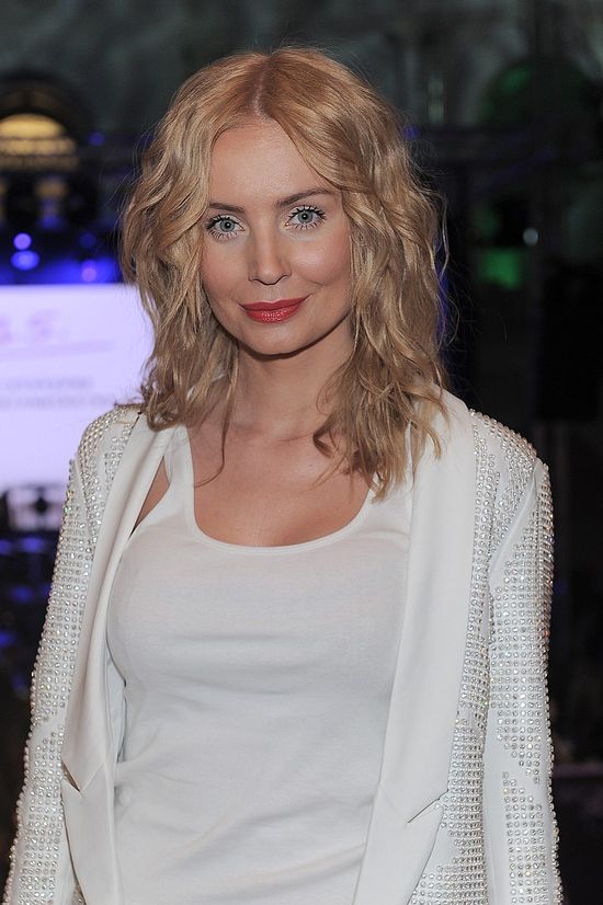 Tak zmieniała się Agnieszka Szulim (FOTO) Tak zmieniała się Agnieszka Szulim (FOTO)